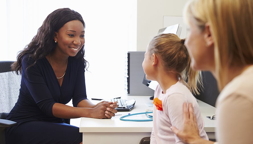 teacher creating a plan with student