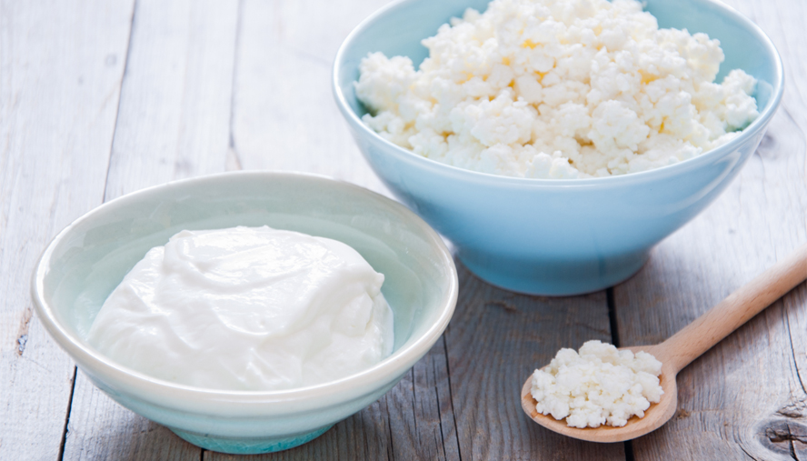 Cottage cheese and pureed cottage cheese